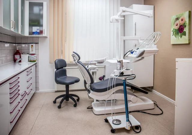 EQ Smile - Zahnarztpraxis - Behandlungszimmer