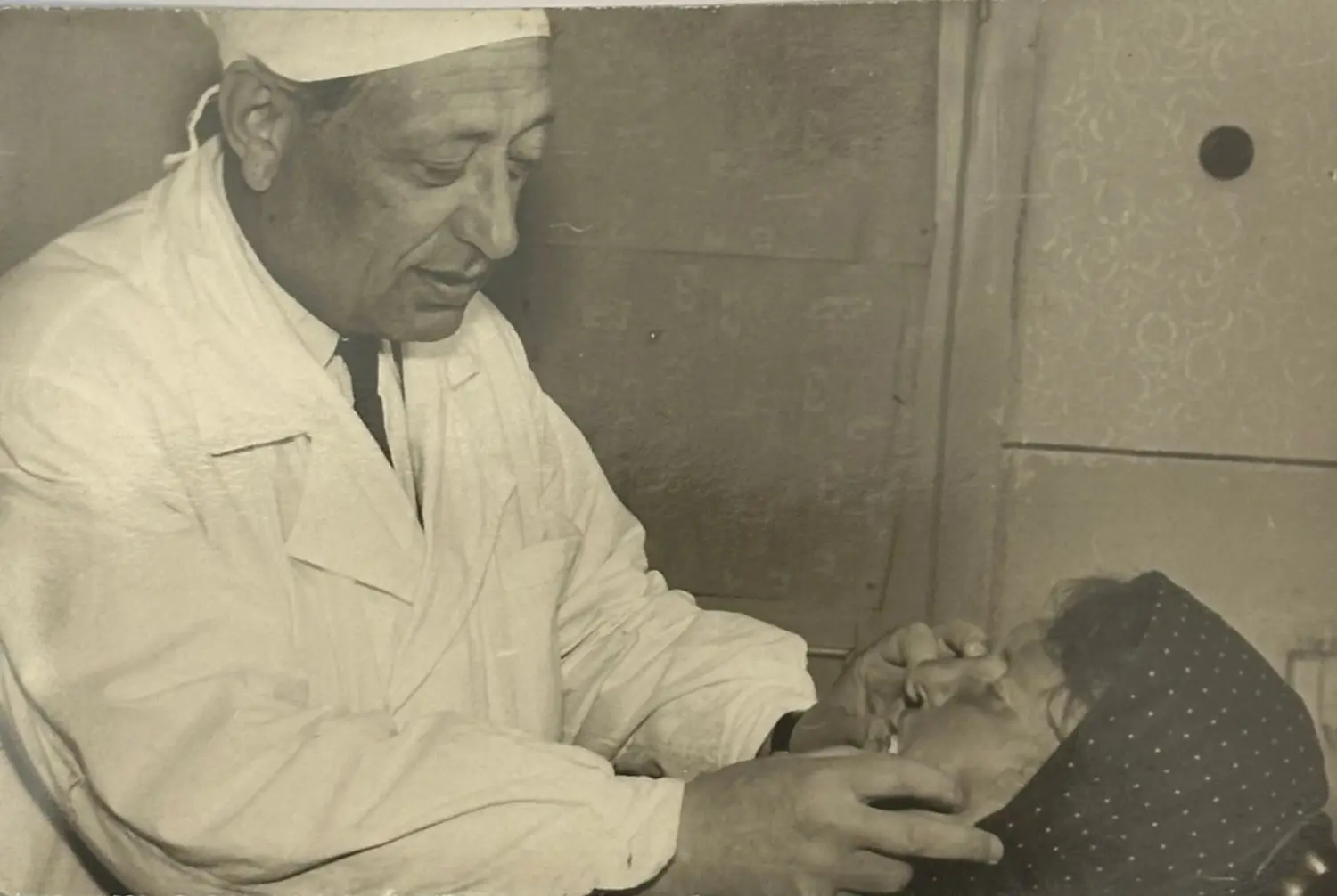 EQ Smile - Zahnarztpraxis - Zahnarzt